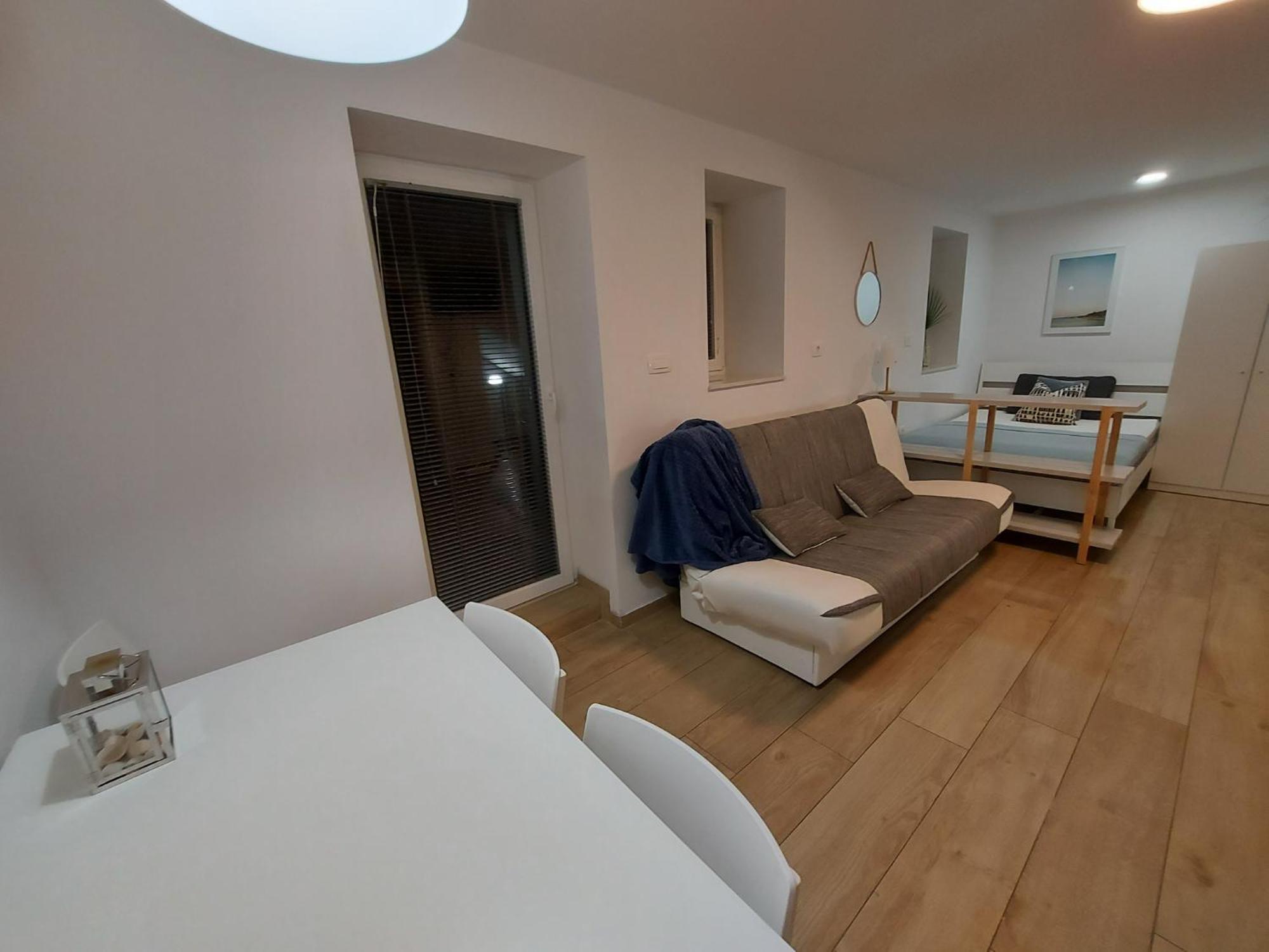 Casa Orange Apartment โคเปร์ ภายนอก รูปภาพ